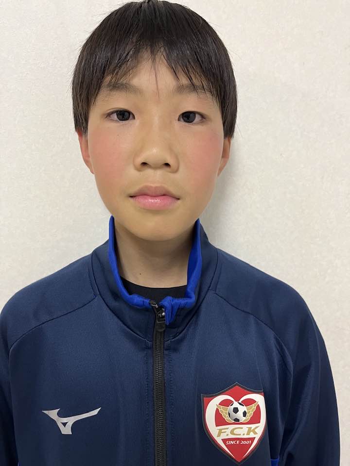 小松　千輝